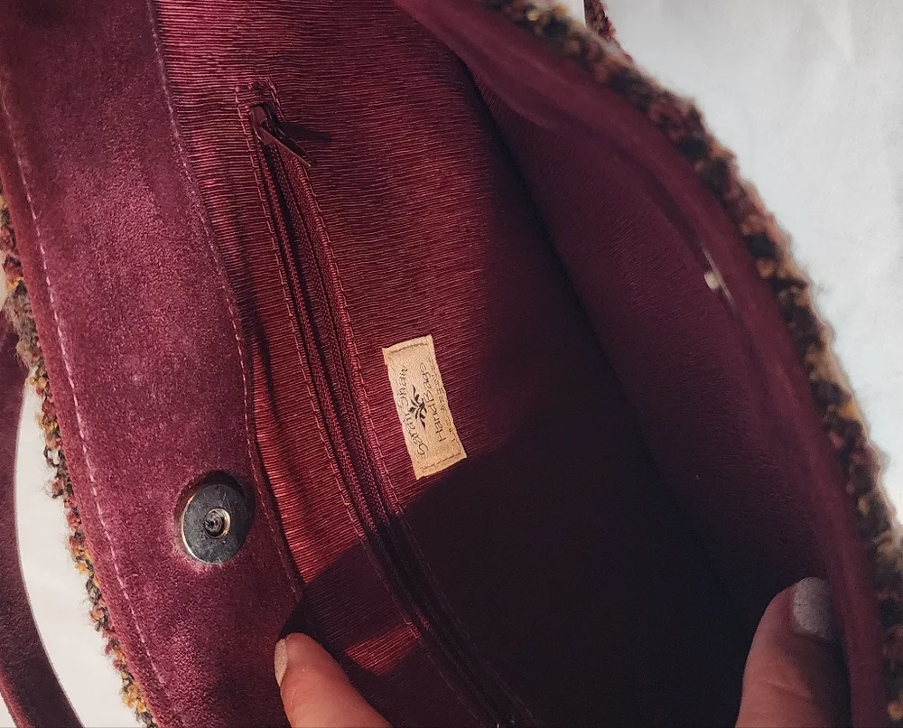 NWT Sarah Shaw Elegant Burgundy Patterned Women's Shoulder Bag 14.5inx10in
